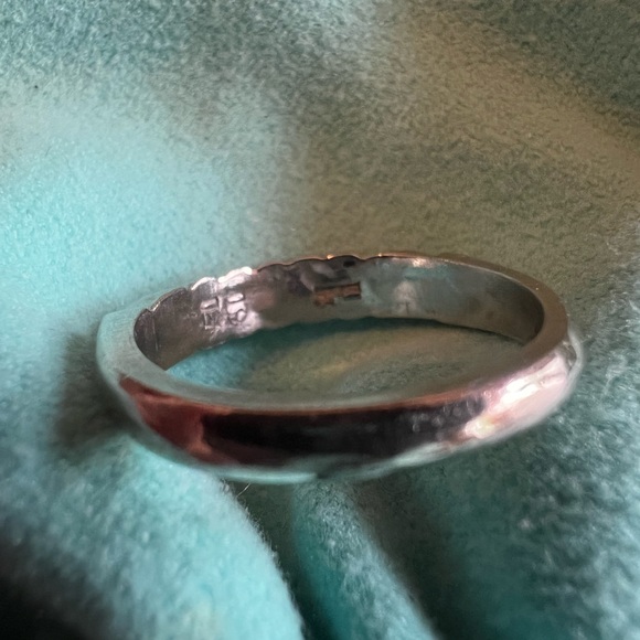 PLATINUM TEXTURED RING / BAND - Picture 7 of 12